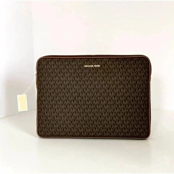 Michael Kors JetSet 13 Inch Laptop Case with Logo Leather/Coated Case Brown - Picture 6 of 12